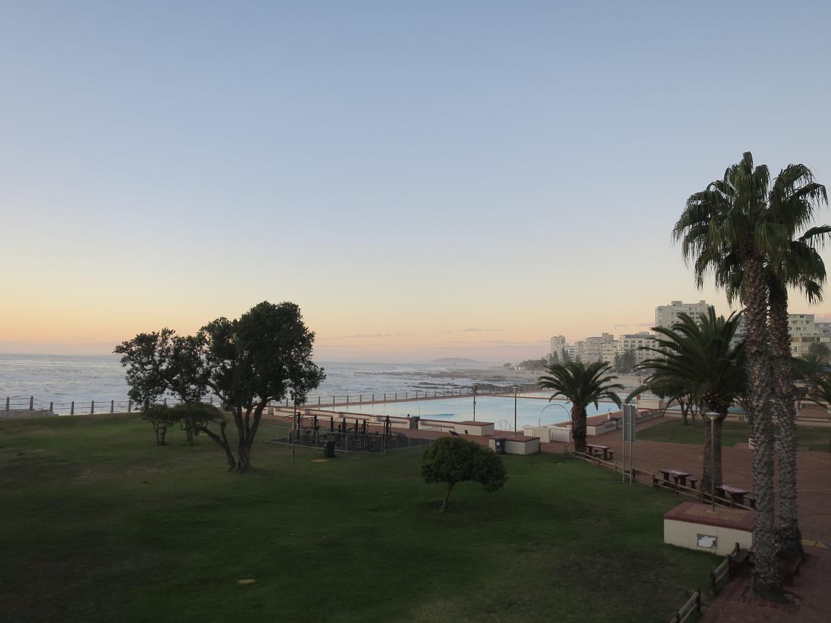 Sea Point Inn Cape Town Bagian luar foto