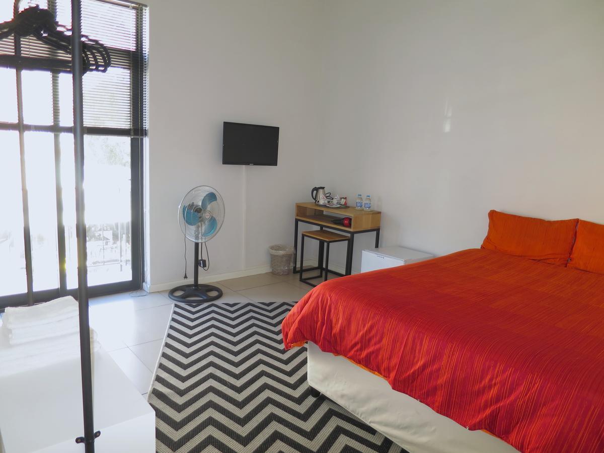 Sea Point Inn Cape Town Bagian luar foto