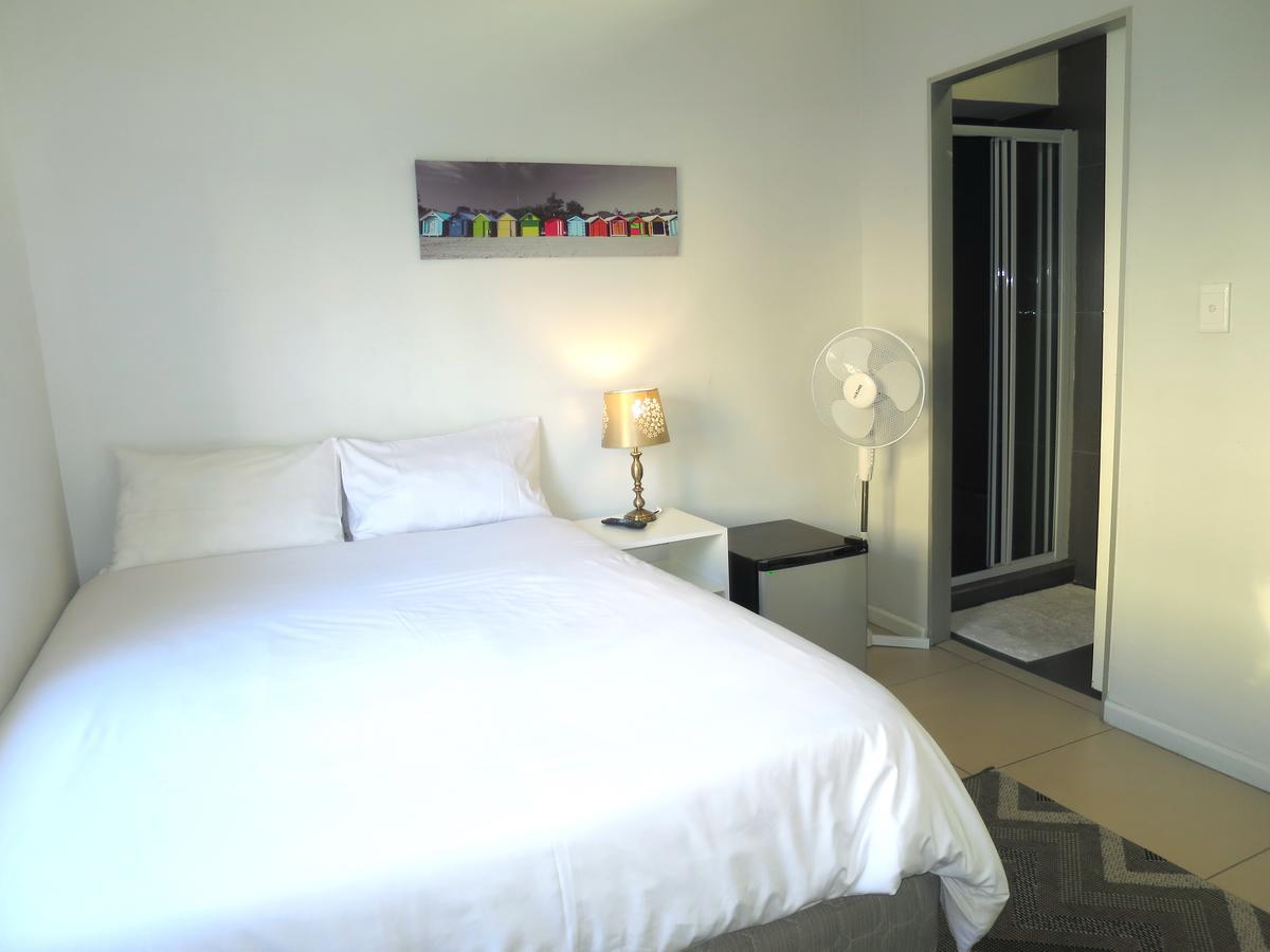 Sea Point Inn Cape Town Bagian luar foto