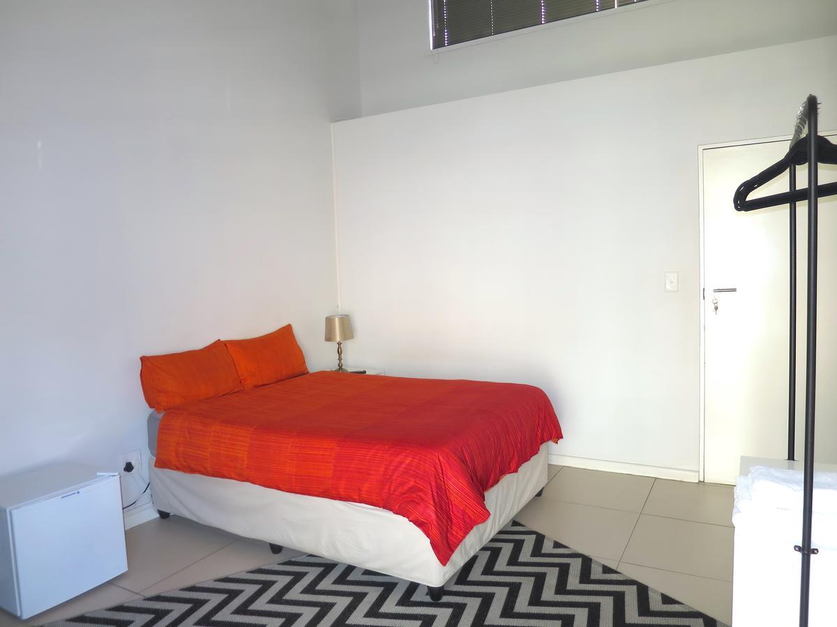 Sea Point Inn Cape Town Bagian luar foto