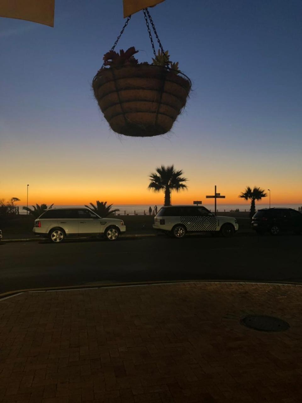 Sea Point Inn Cape Town Bagian luar foto