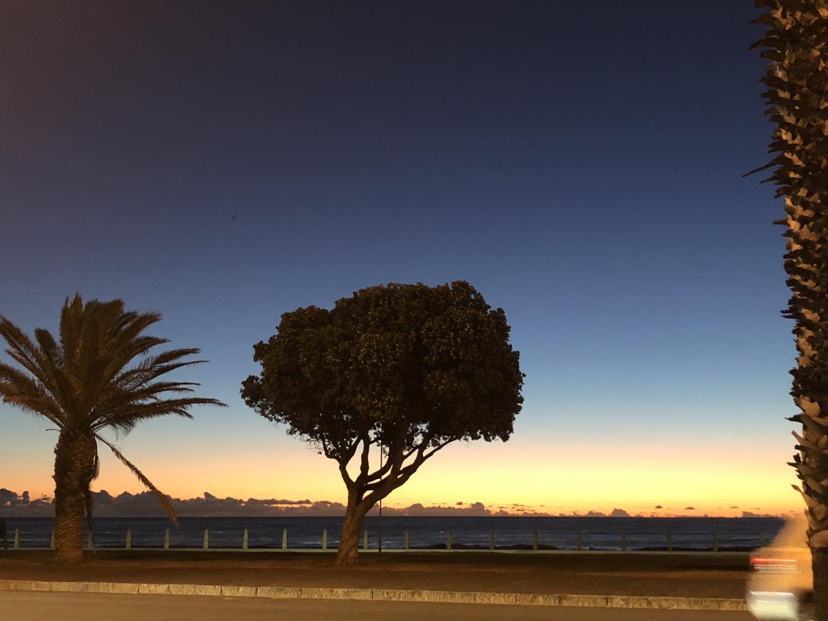 Sea Point Inn Cape Town Bagian luar foto