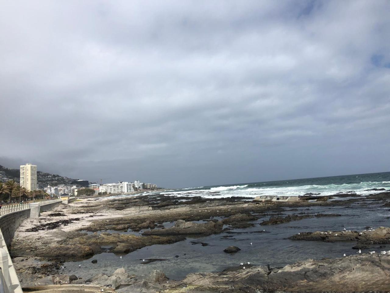 Sea Point Inn Cape Town Bagian luar foto